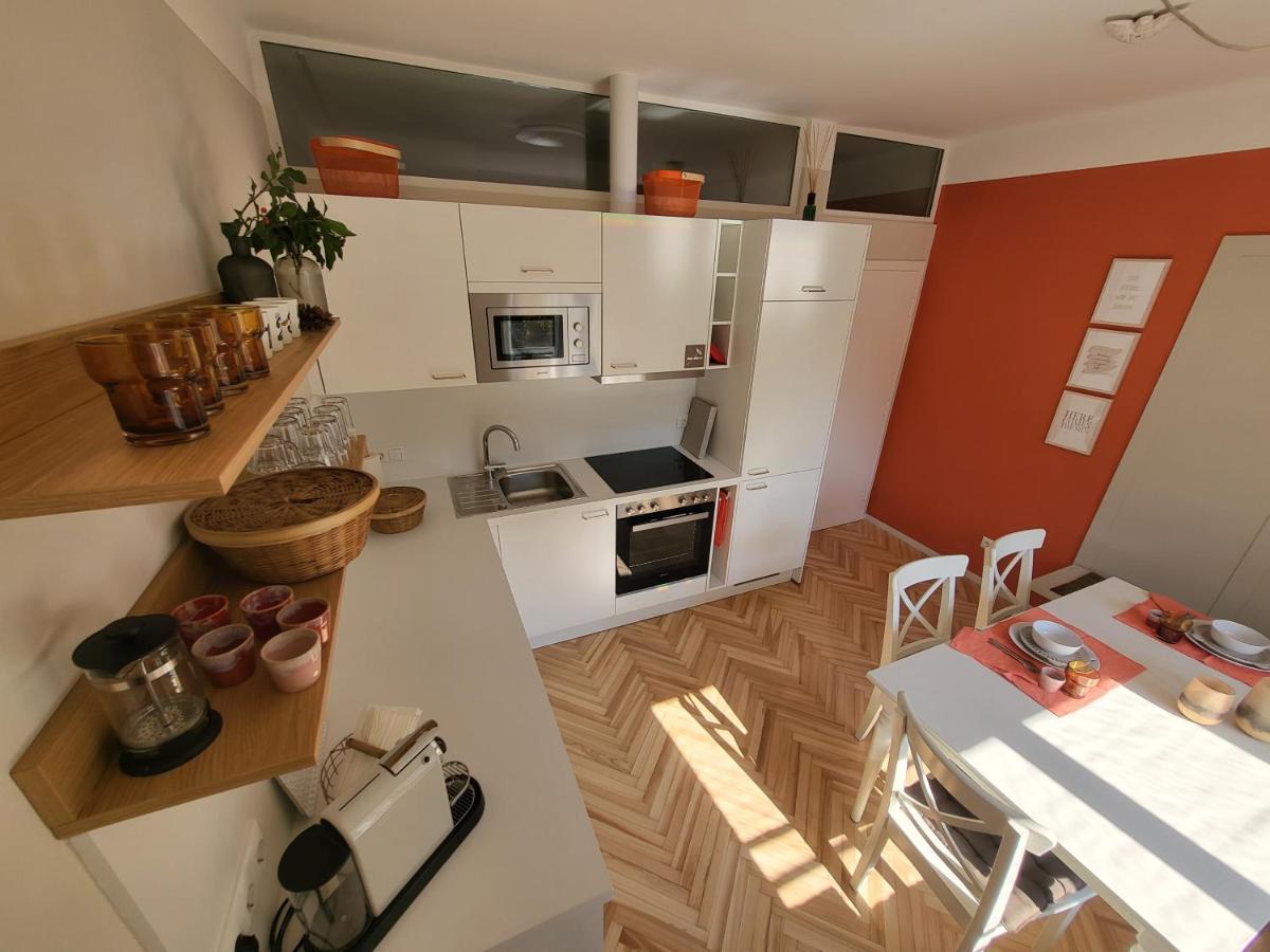 Orange Flat By Grazrentals Highest Standard & Free Parking 外观 照片