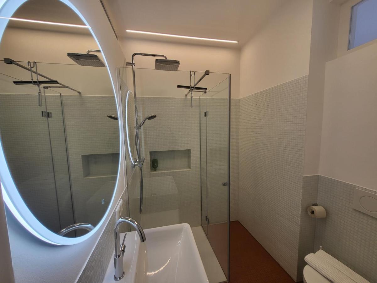 Orange Flat By Grazrentals Highest Standard & Free Parking 外观 照片